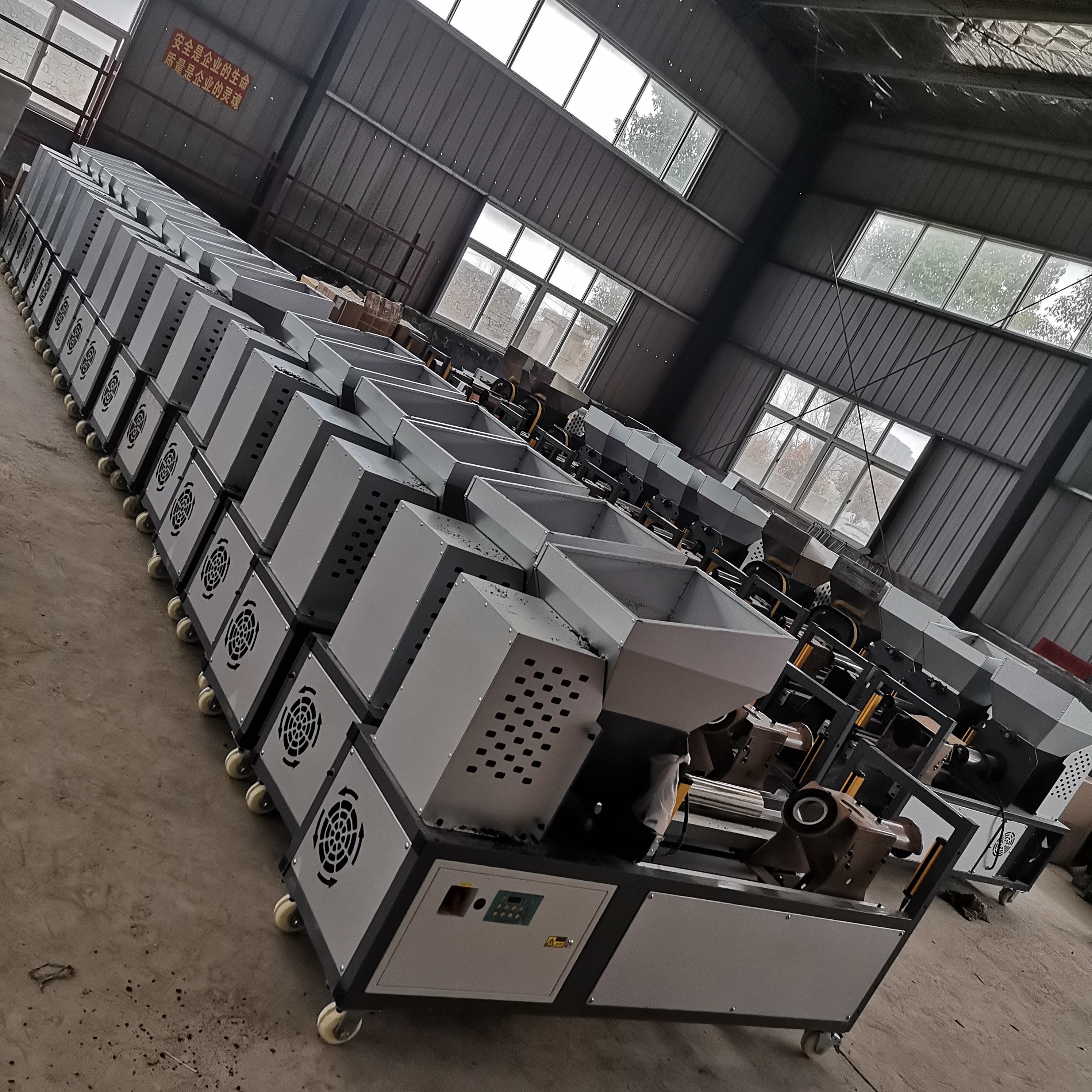 食用菌自動(dòng)化裝袋機(jī)圖片/食用菌自動(dòng)化裝袋機(jī)樣板圖 (2)