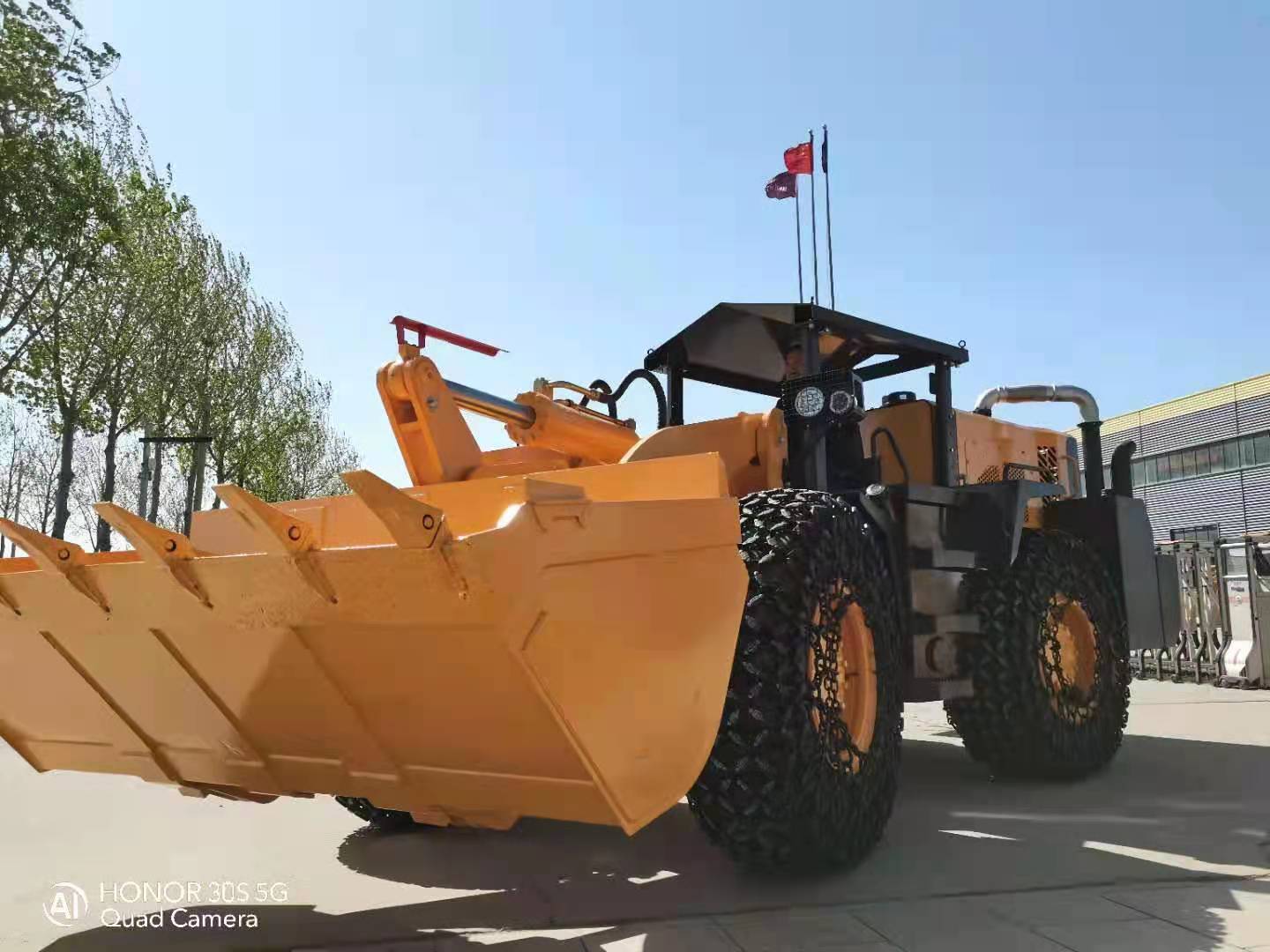 隨道煤礦小鏟車圖片