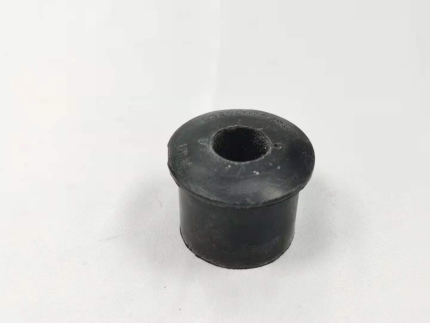 鋼板膠套圖片