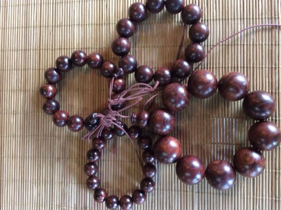 海南黃花梨手串廠家直銷