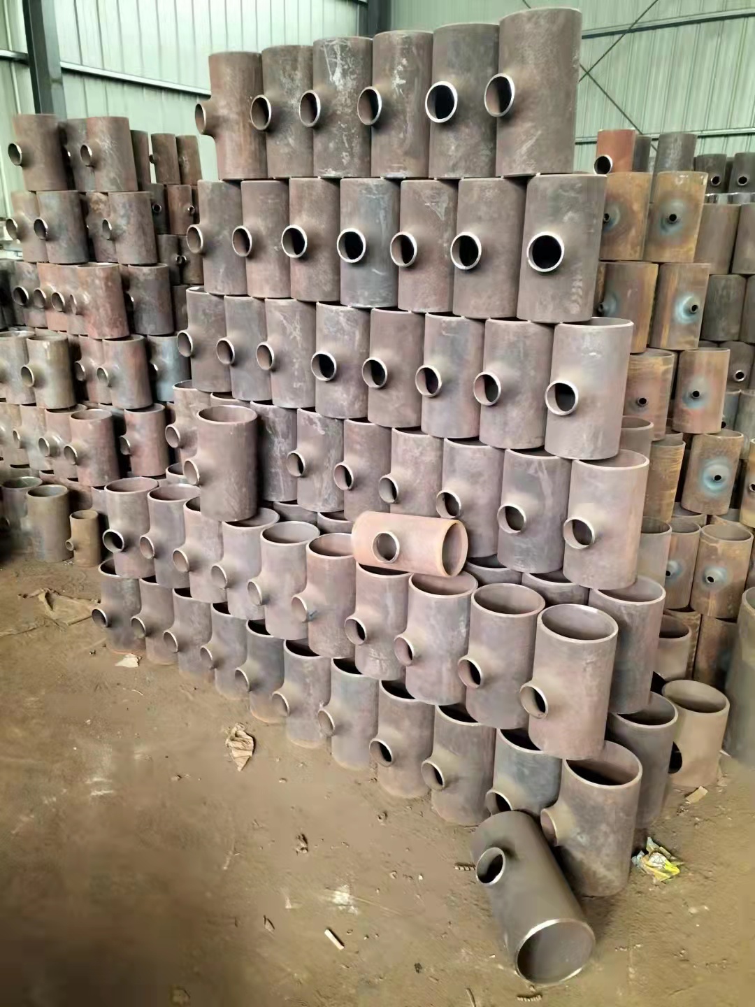 無(wú)縫碳鋼圖片/無(wú)縫碳鋼樣板圖 (3)