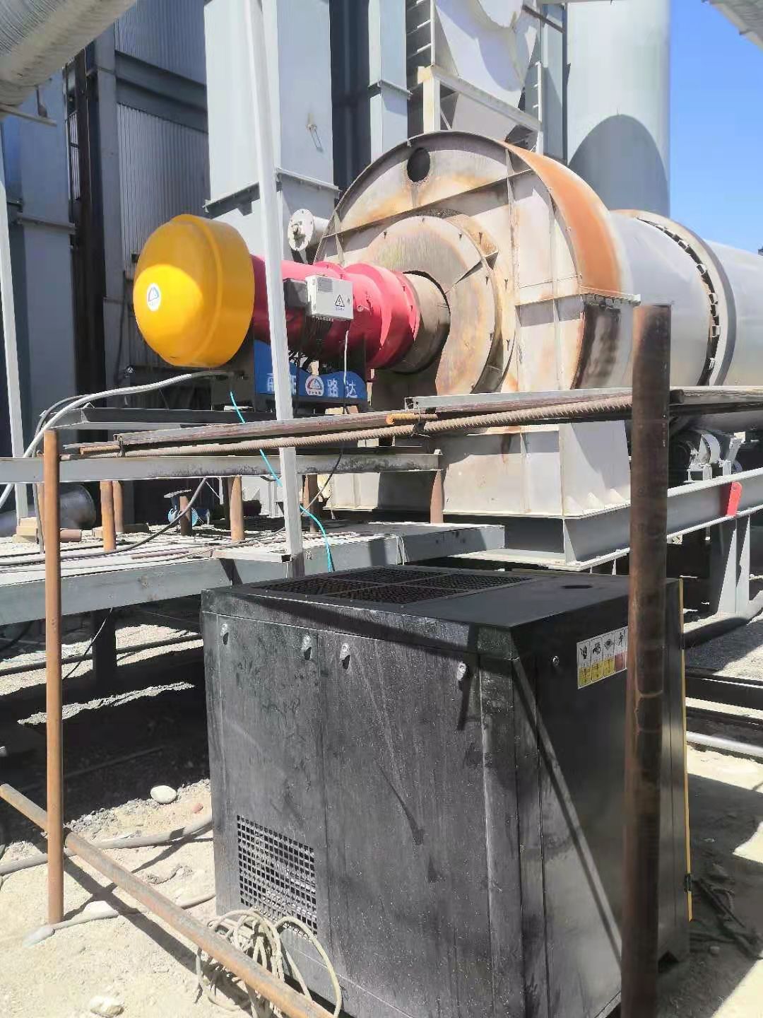 2000型輕重油燃燒器，內(nèi)蒙古烏蘭察布市工地 油煤燃燒器