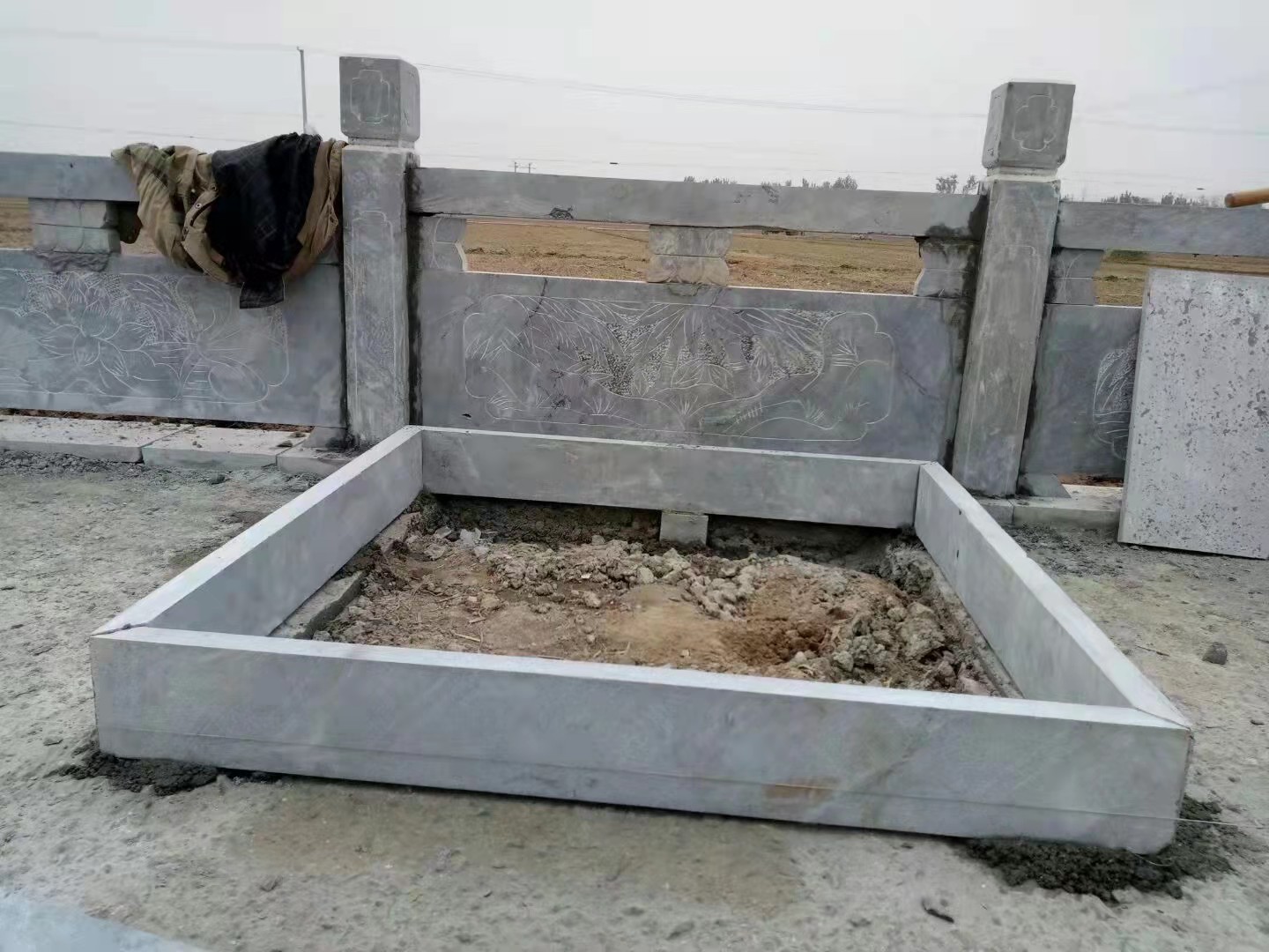 青石圍欄板批發(fā)圖片/青石圍欄板批發(fā)樣板圖 (4)