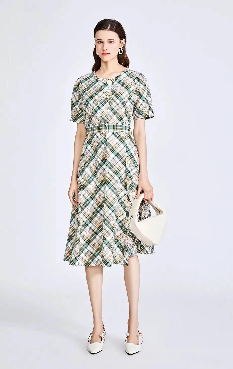 高端輕奢品牌迪笛歐 2022春折扣女裝店庫存尾貨批發(fā)