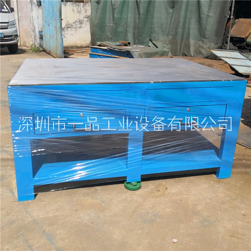 四工位鉗工實(shí)訓(xùn)臺(tái) 技能實(shí)訓(xùn)桌 雙面四工位鉗工試驗(yàn)臺(tái) 重型工作臺(tái)