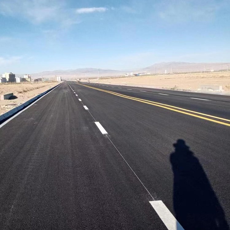 青海供應(yīng)小區(qū)道路劃線廠家、小區(qū)道路劃線供應(yīng) 新疆道路劃線施工方案 交通道路劃線廠家供應(yīng)