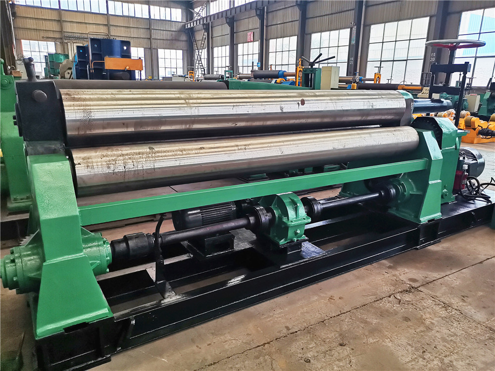 卷板機(jī)圖片/卷板機(jī)樣板圖 (3)