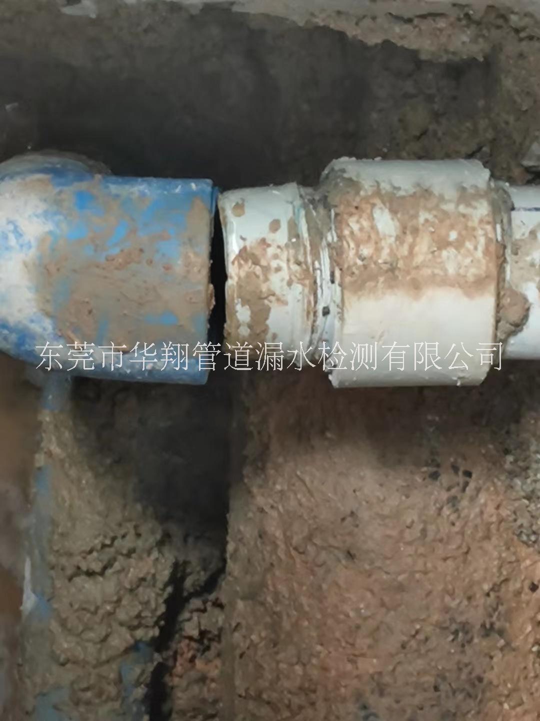 惠州工業(yè)園自來(lái)水管查漏，別墅進(jìn)水主管探查漏水點(diǎn)，儀器探測(cè)消防漏水點(diǎn)定位