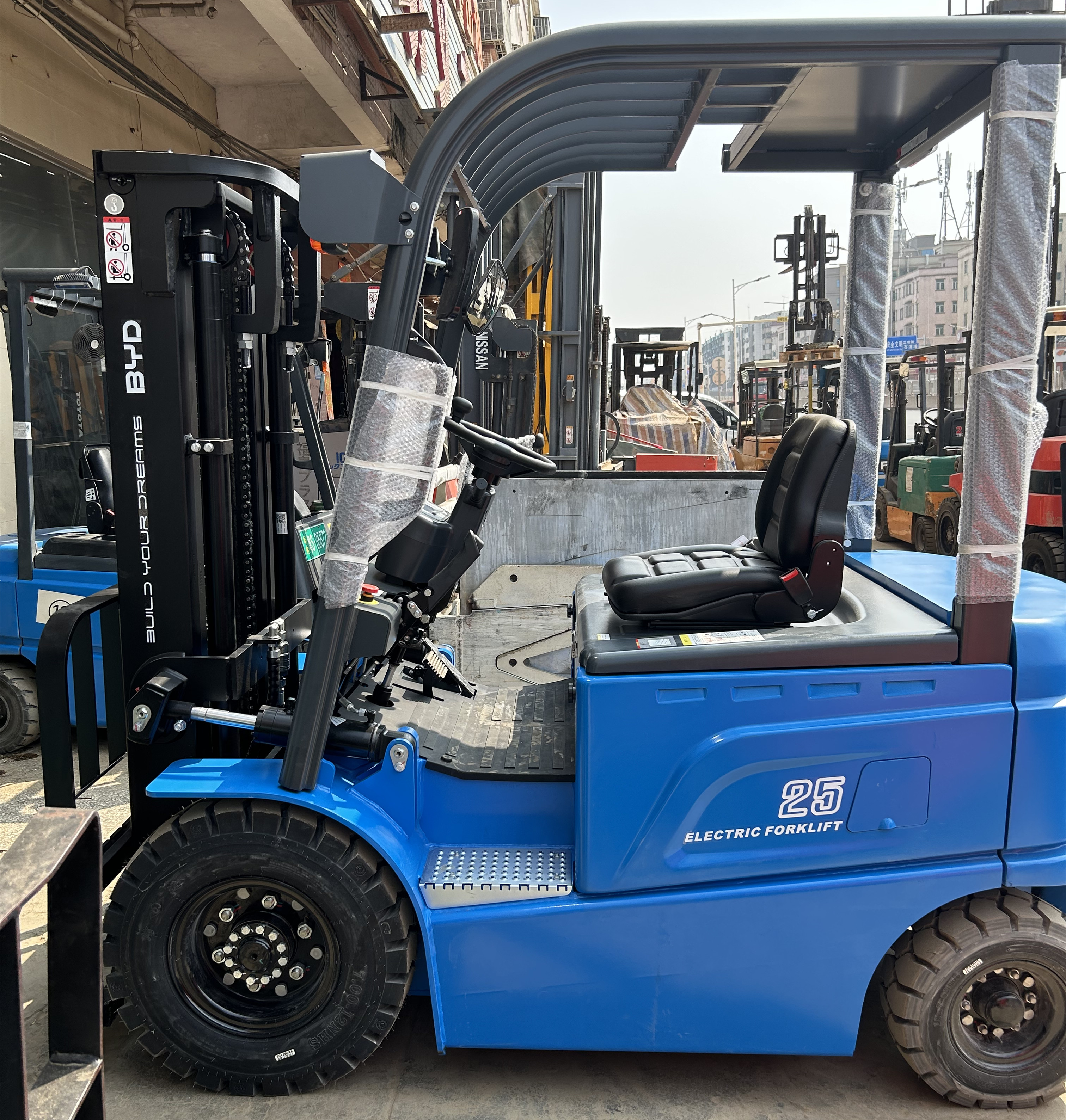 磷酸鐵鋰電池叉車 比亞迪鋰電池叉車圖片/磷酸鐵鋰電池叉車 比亞迪鋰電池叉車樣板圖 (3)