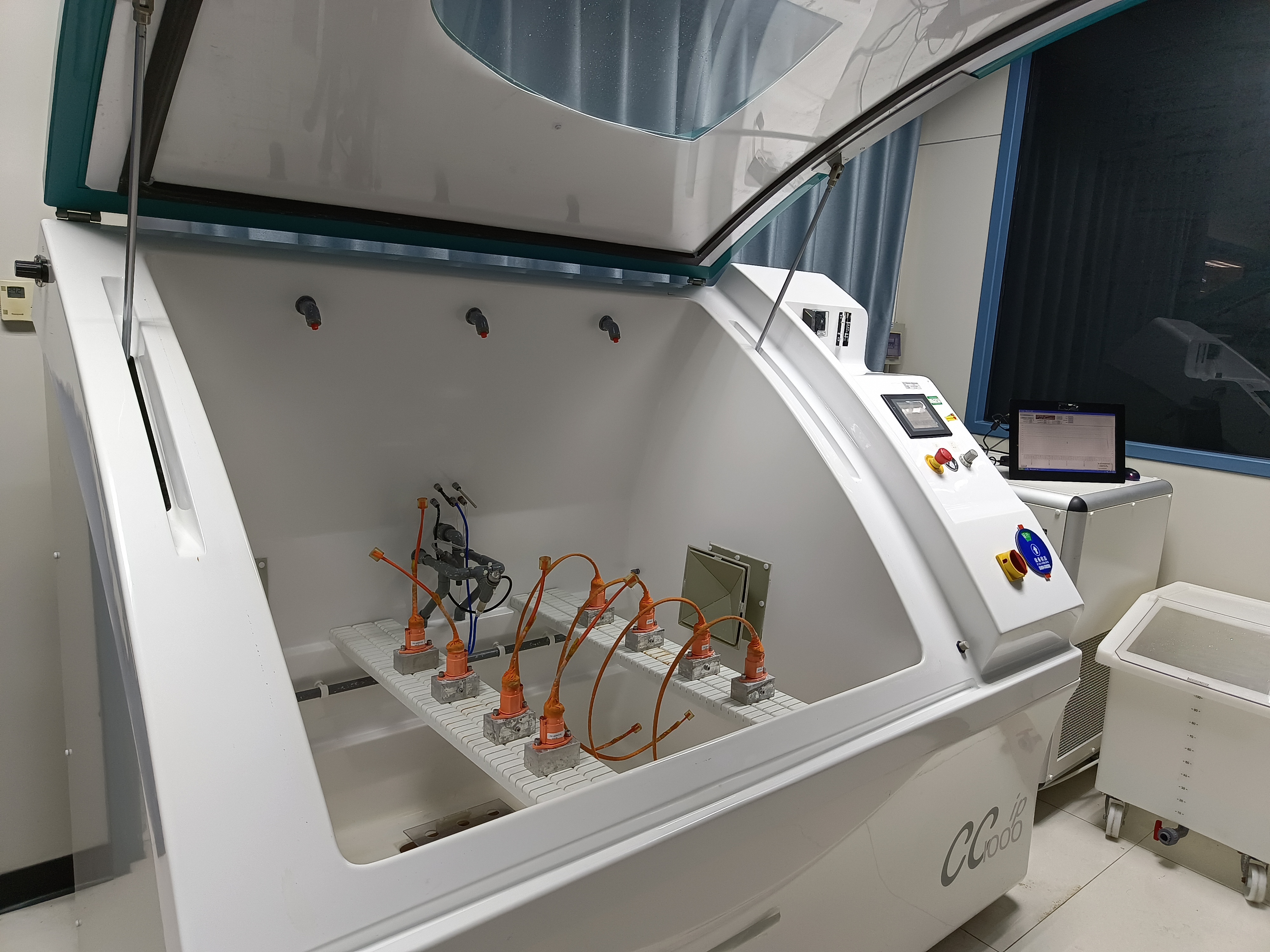 復(fù)合鹽霧測試圖片/復(fù)合鹽霧測試樣板圖 (2)