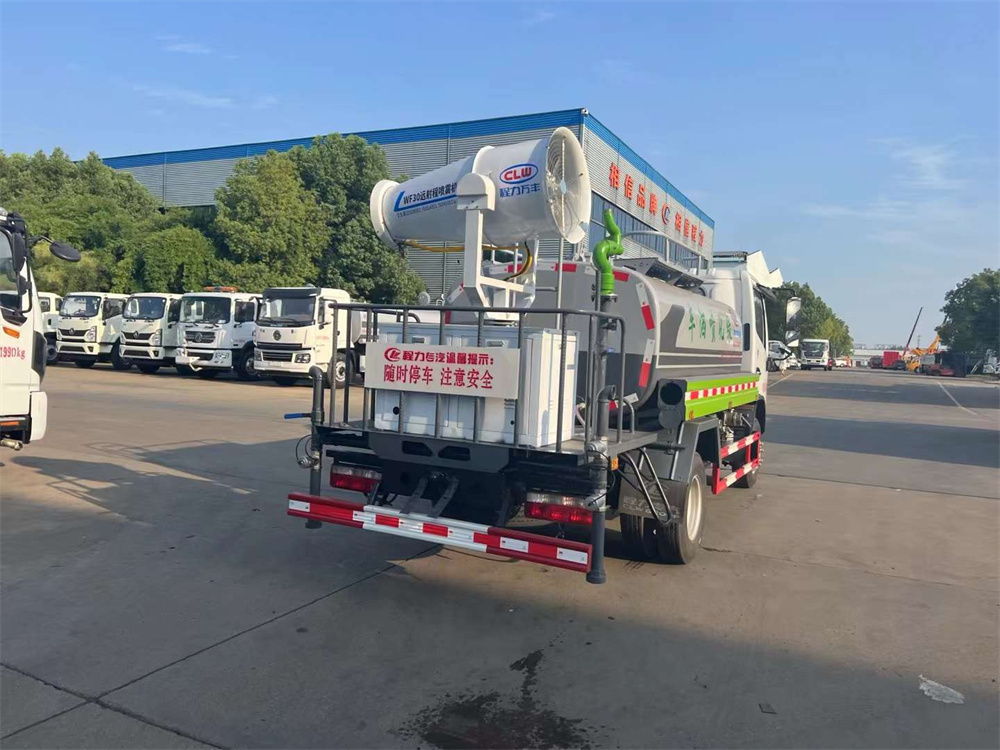 灑水車圖片/灑水車樣板圖 (1)