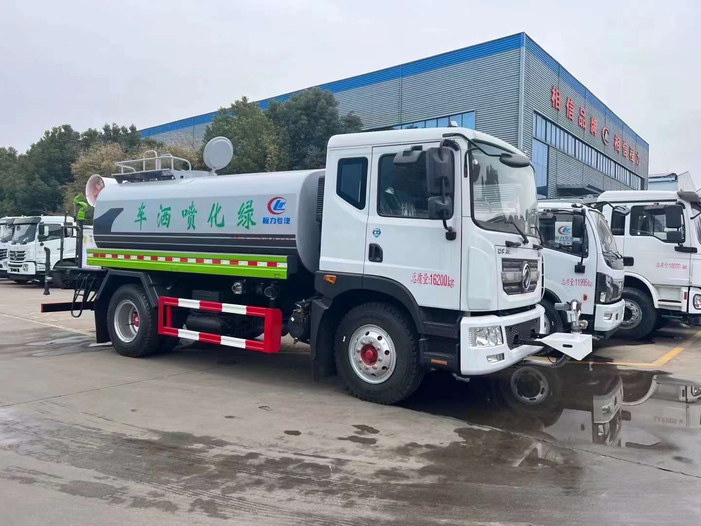 東風(fēng)D9環(huán)保灑水車(chē)銷(xiāo)售