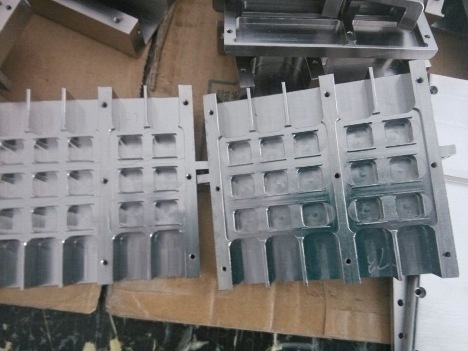 供應中磷化學鍍鎳濃縮液 中磷化學鍍鎳濃縮液生產廠家