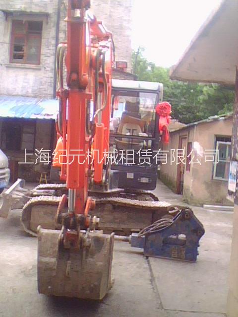 供應(yīng)用于土石方挖掘|混凝土破碎的土方挖掘機(jī)租賃