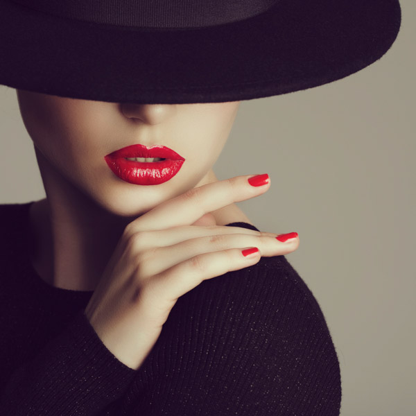 供應(yīng)福州學(xué)出國(guó)美甲去哪家好？福州美甲培訓(xùn)學(xué)校？