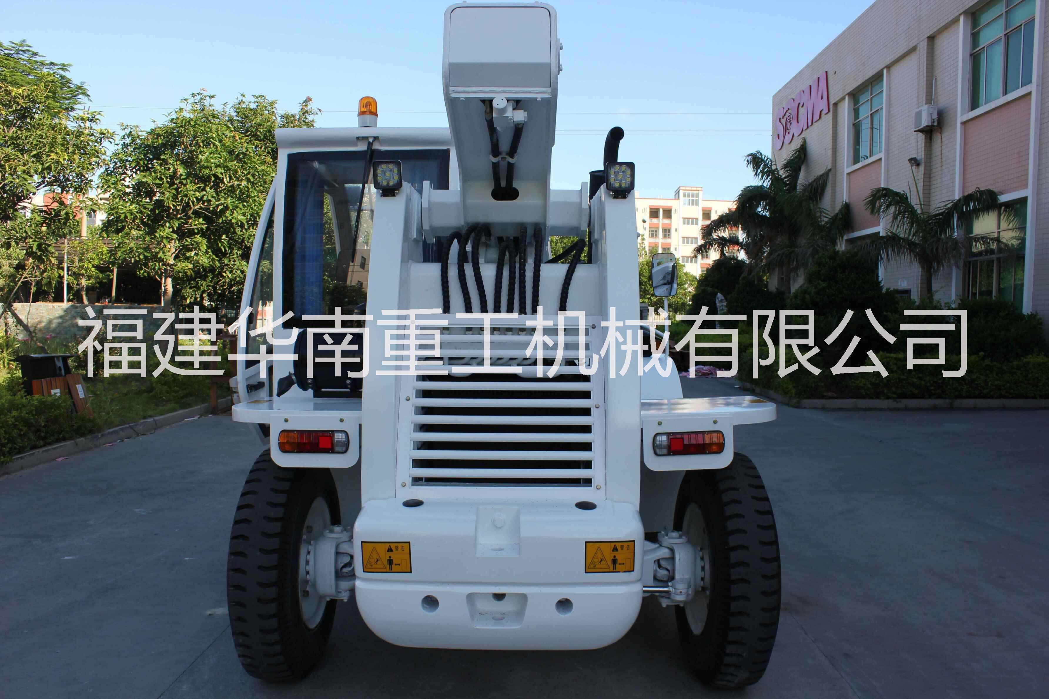 供應華南重工HNT-40伸縮臂叉車廠家4噸伸縮臂叉裝機價格4噸伸縮臂吊裝車