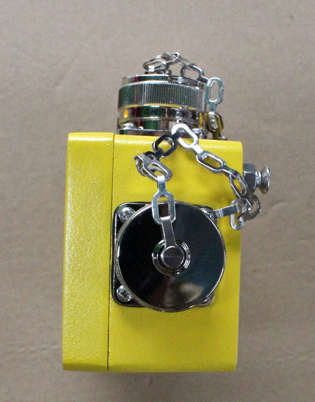 柳工CLG507攤鋪機(jī)平衡梁轉(zhuǎn)接盒廠家貨源*