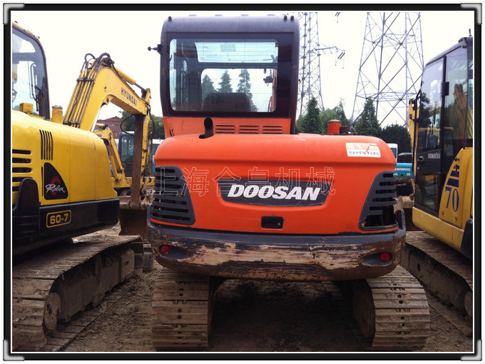 供應(yīng)斗山DX60二手挖掘機(jī) *銷售斗山DX60二手挖掘機(jī)