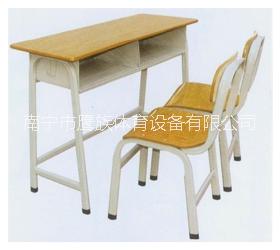 高中小學(xué)升降課桌椅 防城港課桌椅廠家批發(fā)