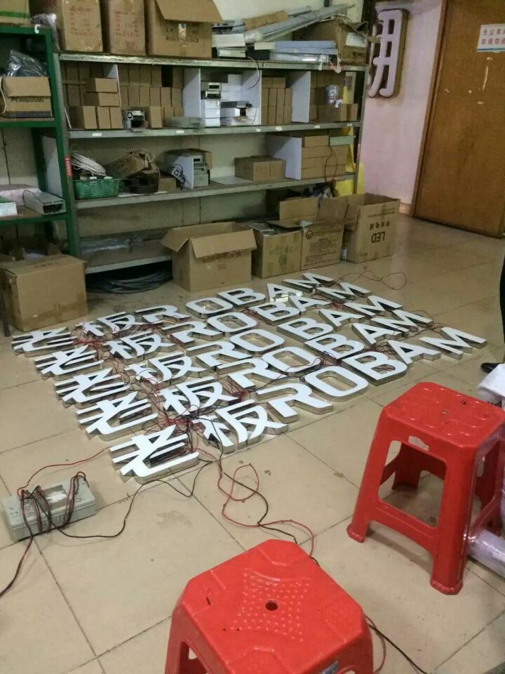 供應(yīng)用于廣告牌的深圳樹(shù)脂字批發(fā)廠家