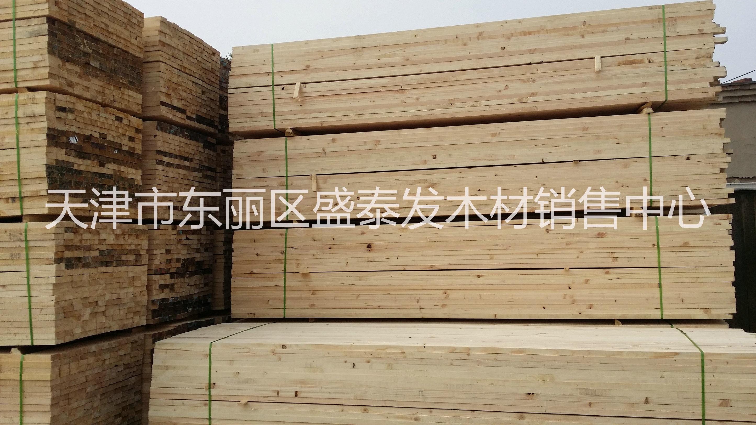 供應(yīng)用于工地使用的建筑木方，拋光木材