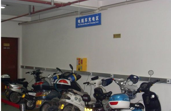 供應(yīng)電動車充電系統(tǒng)/電動車充電刷卡機,刷卡收費機