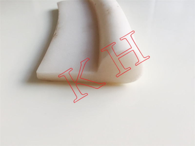 供應(yīng)硅膠發(fā)泡條 發(fā)泡硅膠條