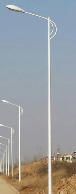 供應(yīng)用于廠區(qū)的揚州弘旭戶外道路燈中桿燈單臂路燈