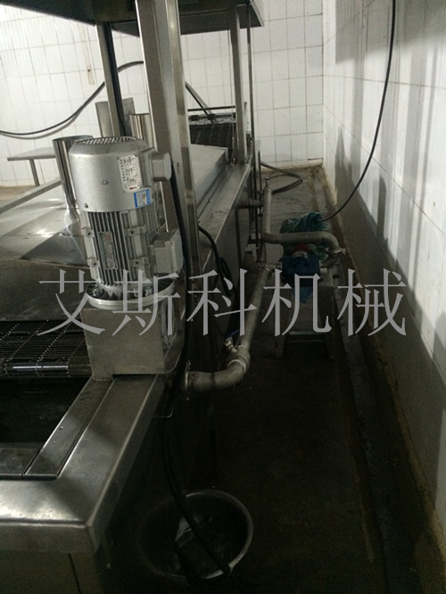 供應(yīng)用于油炸各種食品|膨化油炸食品|水產(chǎn)類油炸食的供應(yīng)全自動(dòng)電加熱連續(xù)網(wǎng)帶油炸機(jī)
