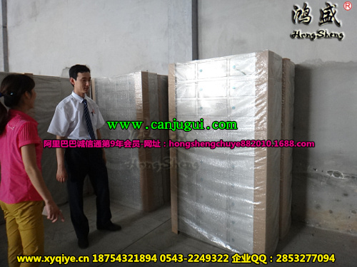 供應(yīng)菏澤市不銹鋼儲(chǔ)物柜、不銹鋼餐具柜、更衣柜