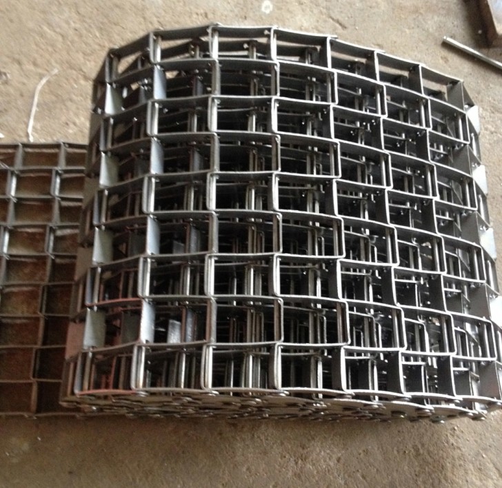 供應(yīng)用于輸送機網(wǎng)帶的不銹鋼輸送網(wǎng)帶