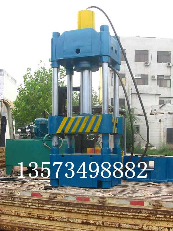 供應(yīng)用于外墻的珍珠巖壓板機(jī) 壓板設(shè)備