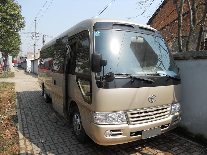 演出團(tuán)體車租賃江西南昌旅游租車三菱本田