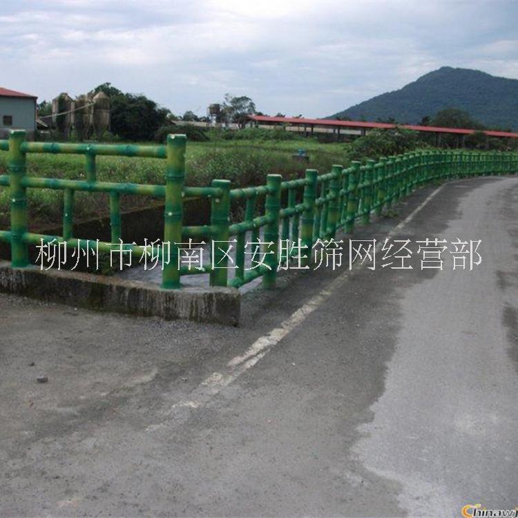 新款仿竹節(jié)不銹鋼籬笆圍欄廠商 仿竹仿木籬笆護(hù)欄網(wǎng)定做 不銹鋼圍欄批發(fā) 竹節(jié)護(hù)欄價(jià)格 仿竹護(hù)欄安裝 籬笆圍欄廠家