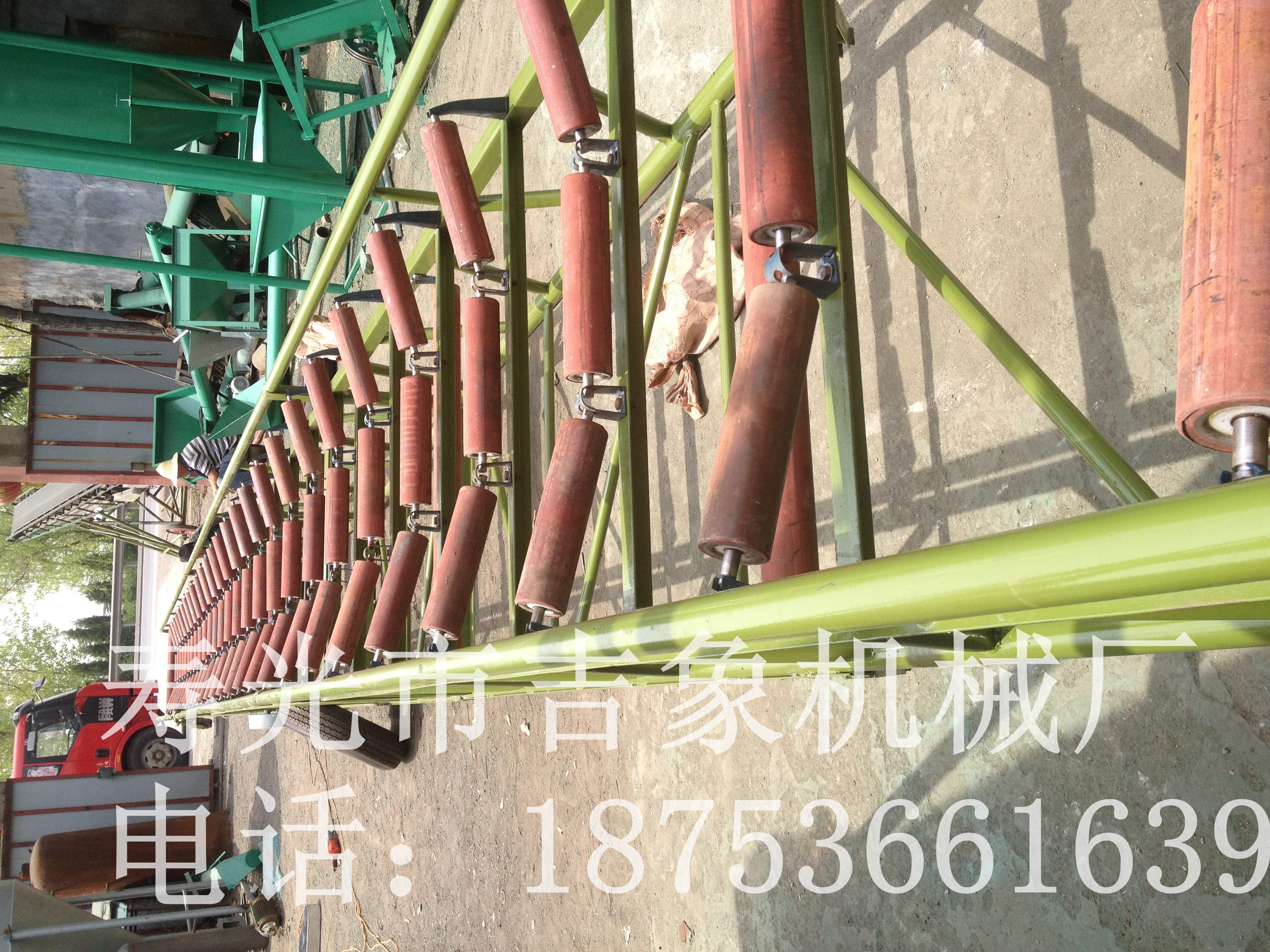 壽光吉象機(jī)械廠專業(yè)生產(chǎn)移動式輸送機(jī)，吉象牌移動式輸送機(jī)