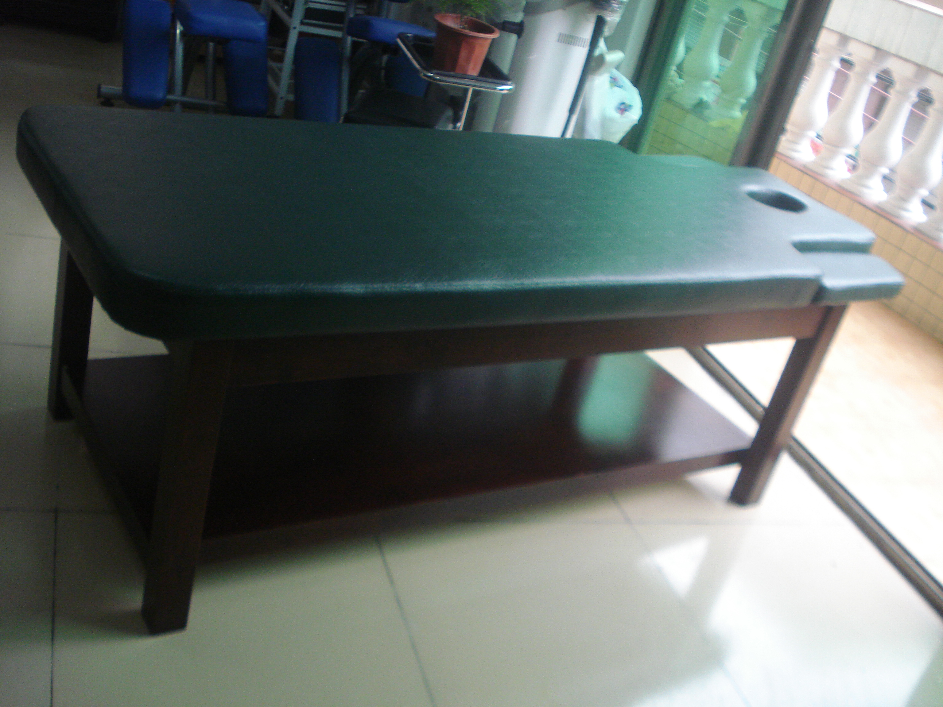 豪華全實木美容按摩床  美容床定制廠家  美容床批發(fā) 中式實木美容按摩床