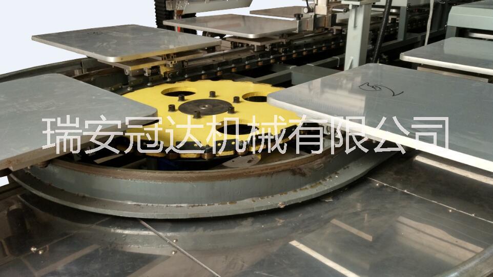 冠達全自動橢圓型印花機   四色  可定制  服裝印花機    絲印機