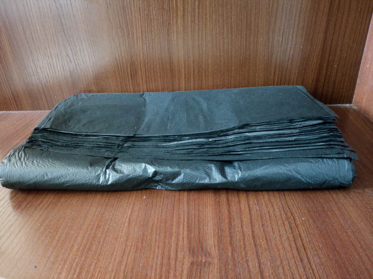 東莞小號平口黑色垃圾袋廠價(jià)批發(fā)