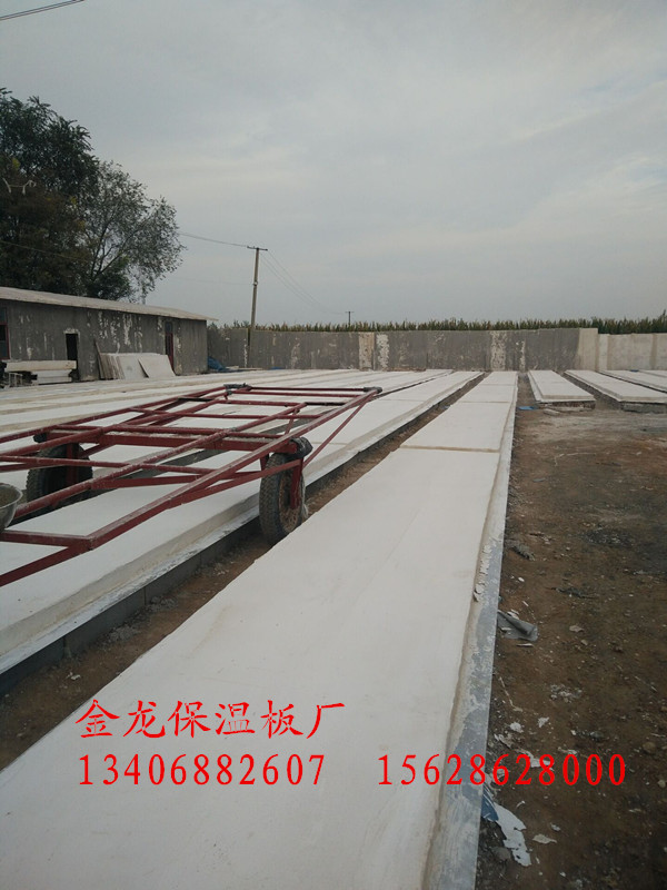 玻璃鋼保溫板養(yǎng)殖棚使用的是什么材料，為什么有很好的保溫效果