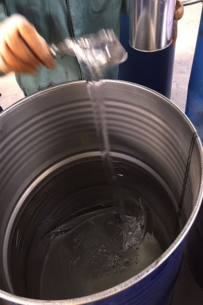 供應(yīng)耐高溫電氣絕緣涂料用硅樹脂