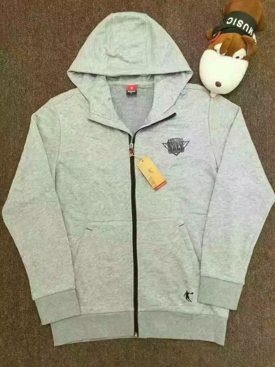 詠翔服飾品牌批發(fā)