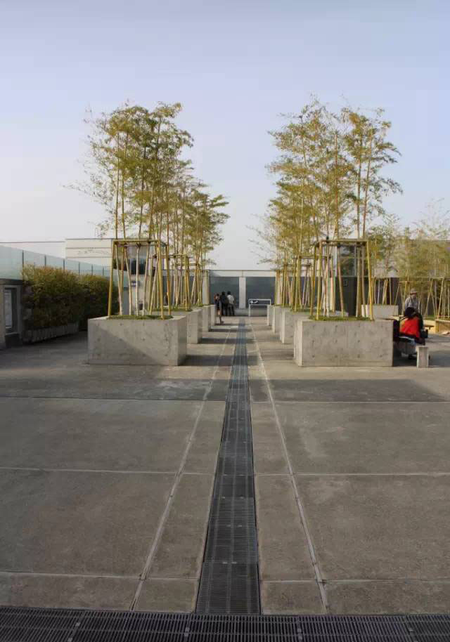 業(yè)特西咸新區(qū)成品排水溝