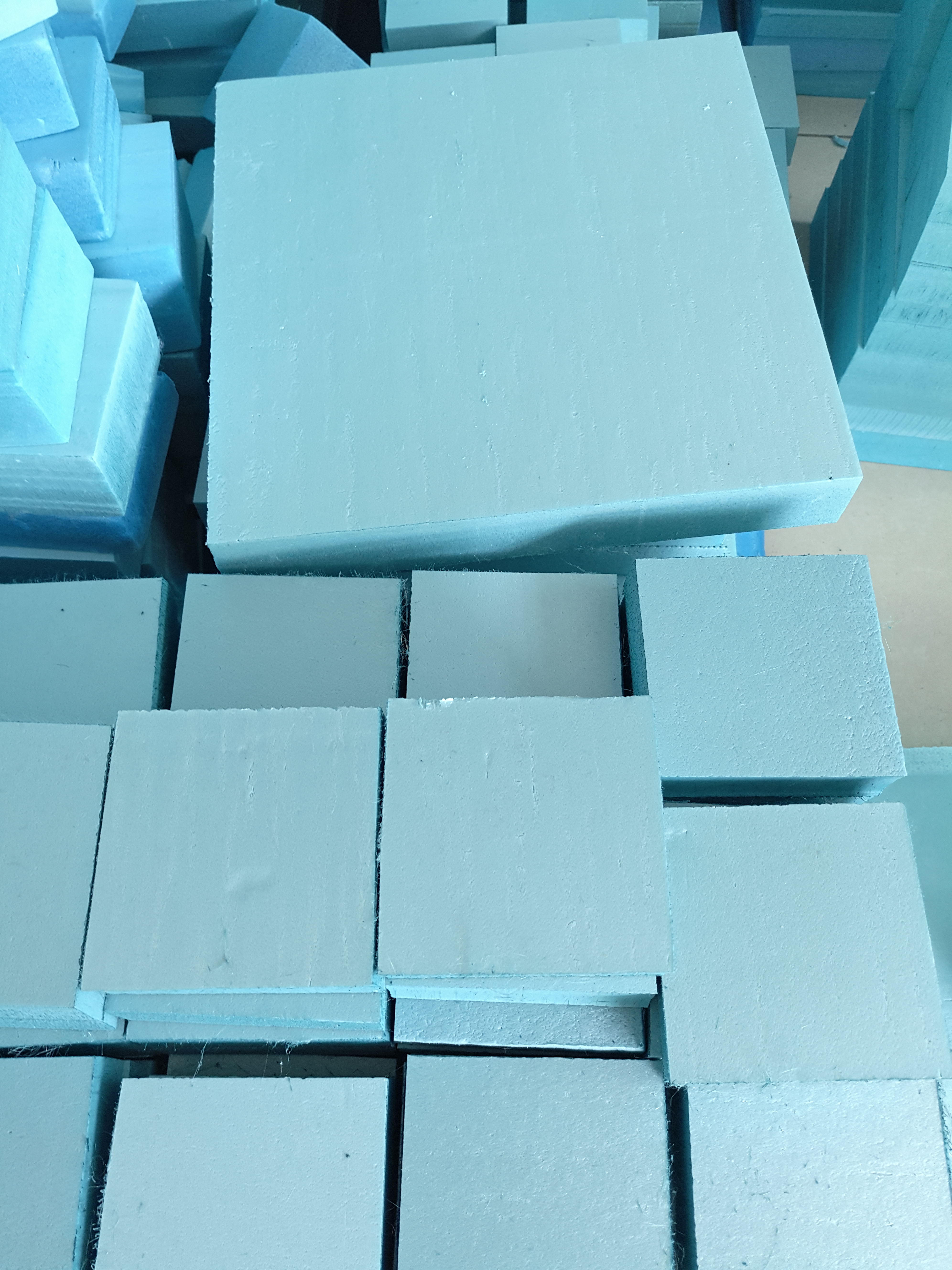 擠塑板廠家價(jià)批發(fā)價(jià)供應(yīng)商哪里有多少錢(qián)報(bào)價(jià)直銷(xiāo)