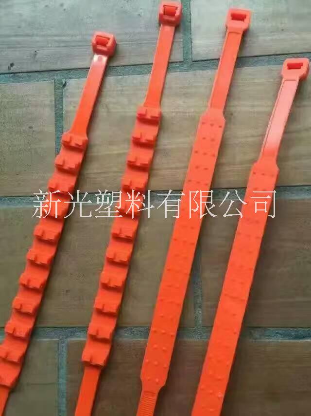 大規(guī)格尼龍扎帶5*960mm白色束線帶