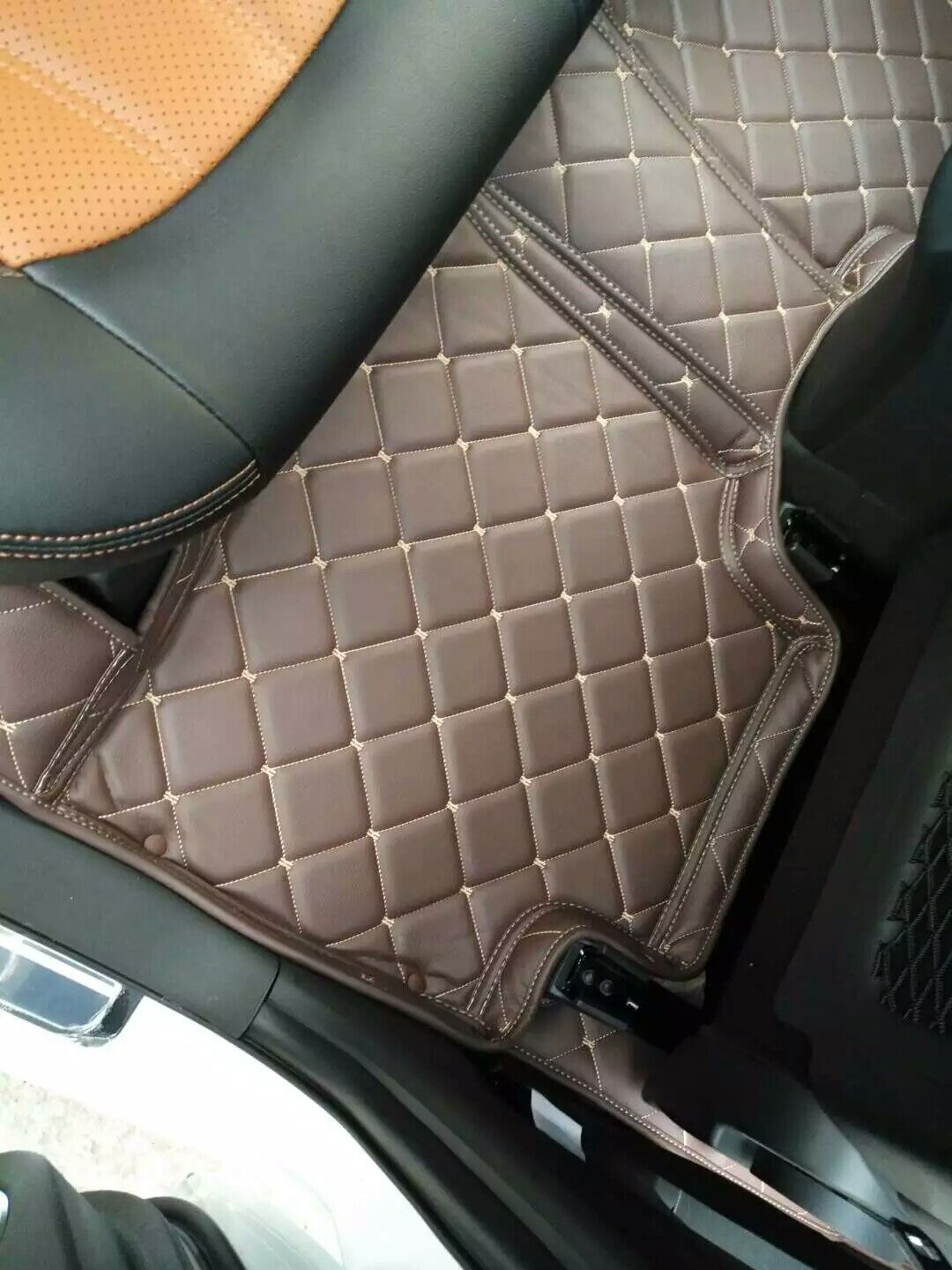 重慶汽車腳墊批發(fā)，重慶個(gè)性汽車腳墊定制，重慶全包圍汽車腳墊