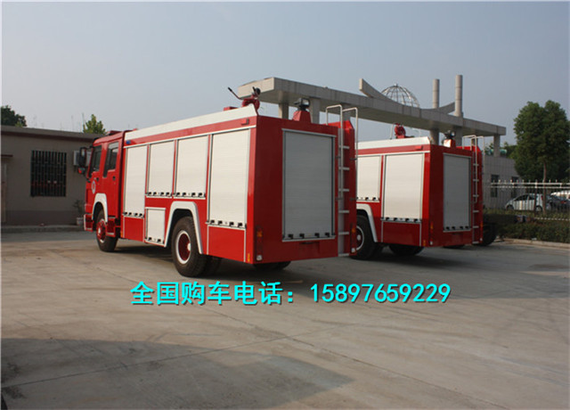 鄉(xiāng)鎮(zhèn)消防車廠家直銷，滅火消防車多少錢，救火消防車廠價(jià)直銷