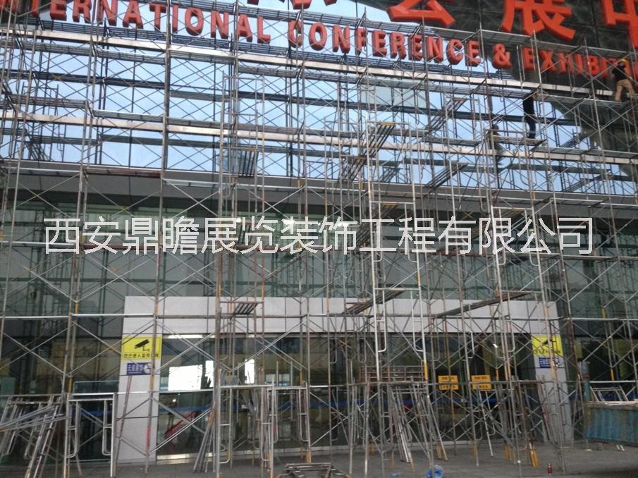 舞臺背景板搭建，舞臺桁架租賃，燈光音響租賃