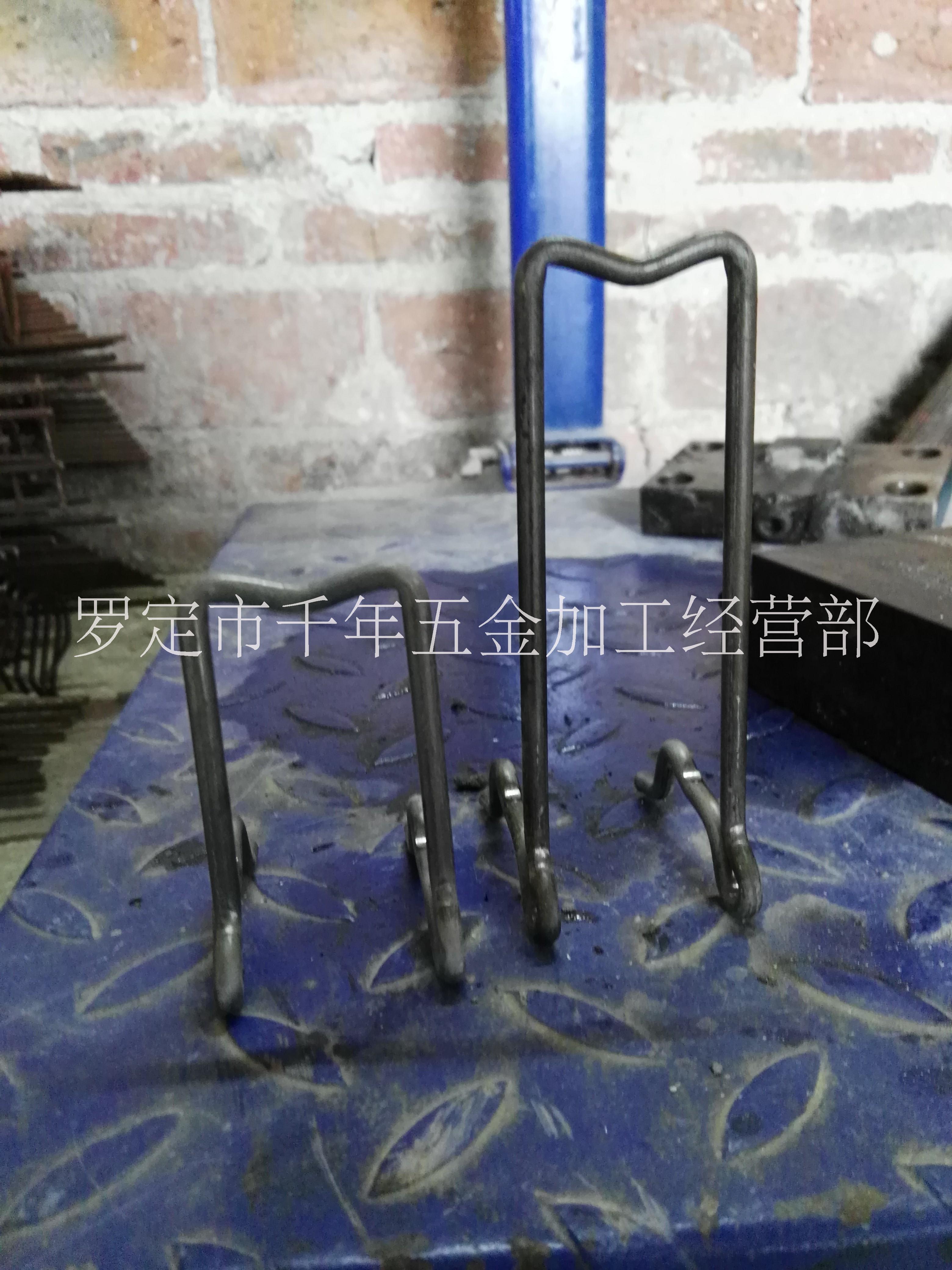 廣東羅定馬凳廠家 鐵馬櫈 建筑凳 雙層一體馬凳筋 建筑材料 凳仔腳 廣東羅定馬凳廠家報(bào)價(jià)