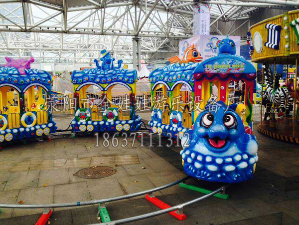供應(yīng)山西公園兒童游樂(lè)項(xiàng)目 新款軌道火車 大象軌道火車