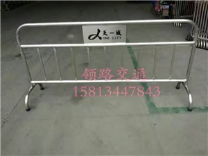 活動不銹鋼鐵馬護欄道路臨時隔離欄，304不銹鋼隔離鐵馬圍欄移動鐵馬護欄廠家
